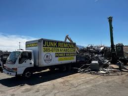 Best Retail Junk Removal  in Walbridge, OH